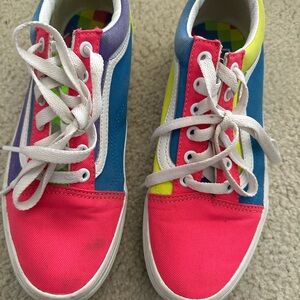 Neon Vans Old skool 
Women’s 7.5